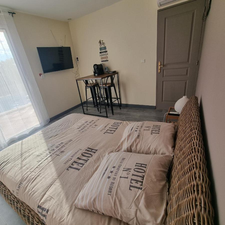 Chambre Avec Piscine Partagee Marcorignan Экстерьер фото